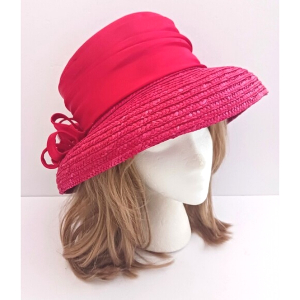 Red Straw Satin Summer Church Hat Lg Red Satin Tied Back Bow Wide Brim Bell